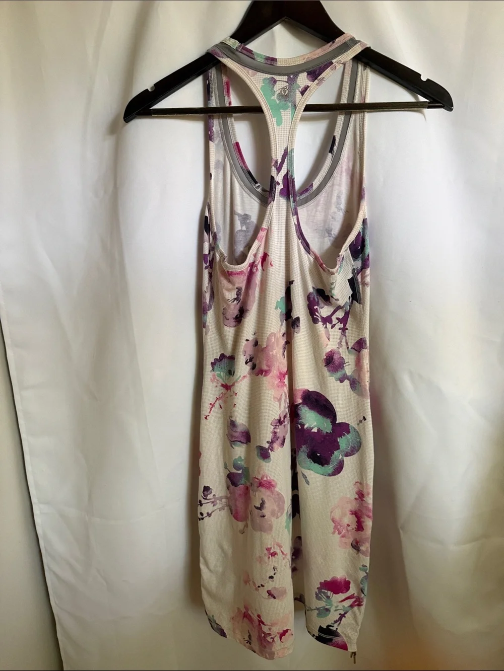 Lululemon Floral Racerback Tank Dress in Cream and Purple Size 6